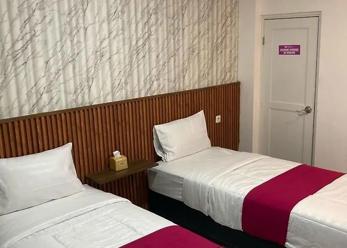 Sanrina Bali Hotel 2*